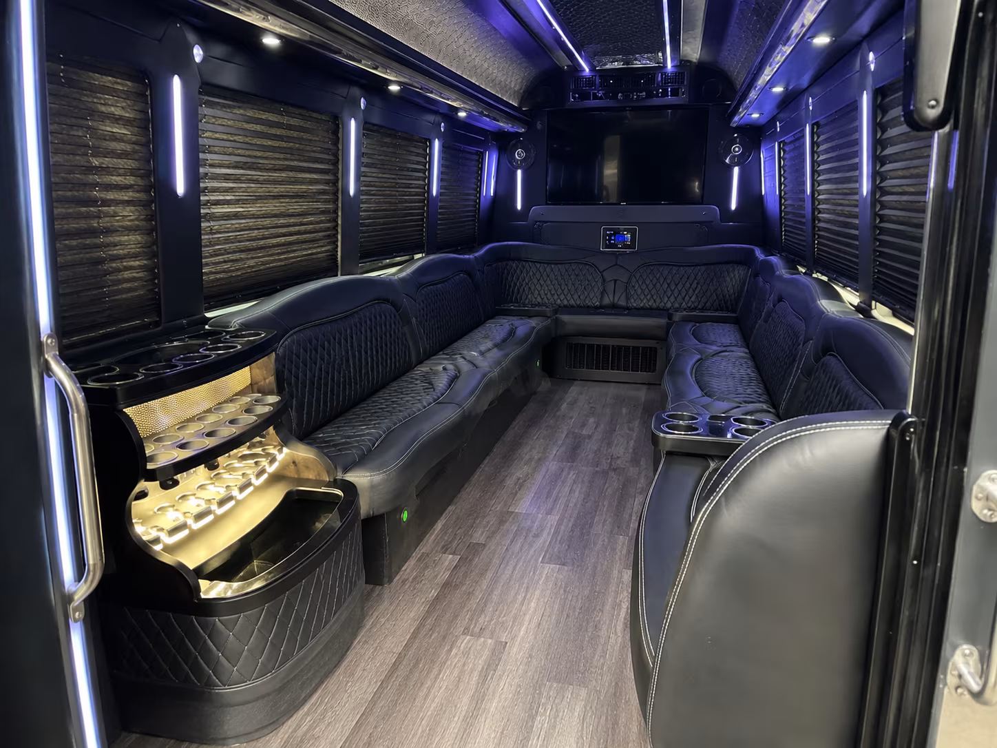 Arlington Birthday, Sweet 16, & Quinceañera Party Bus Rentals