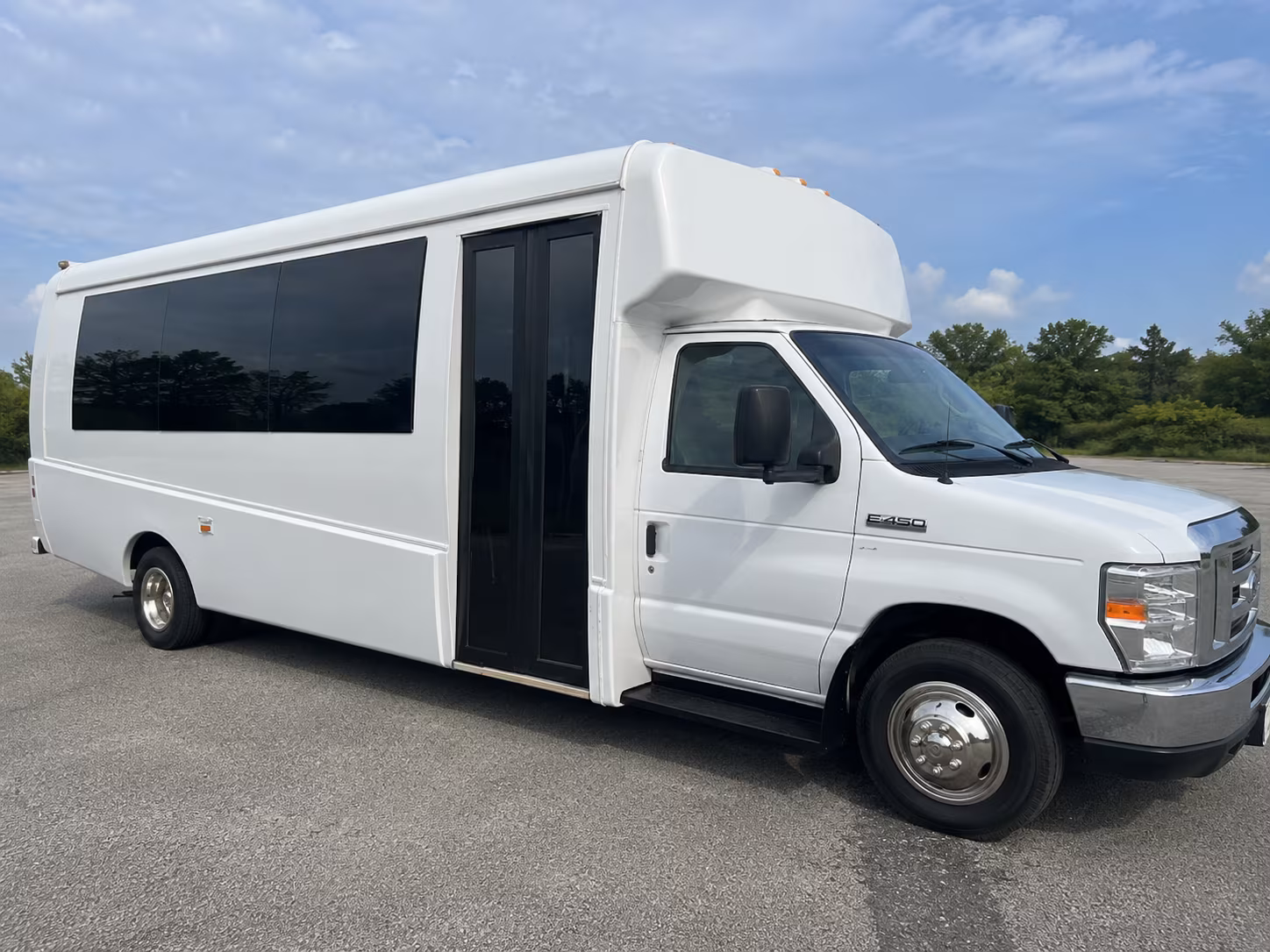 Fort Worth Homecoming & Prom Party Bus Rentals